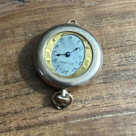 Vintage Molly Stark Hampden Necklace Pendant Watch Gold Tone Chain - Picture 4 of 10